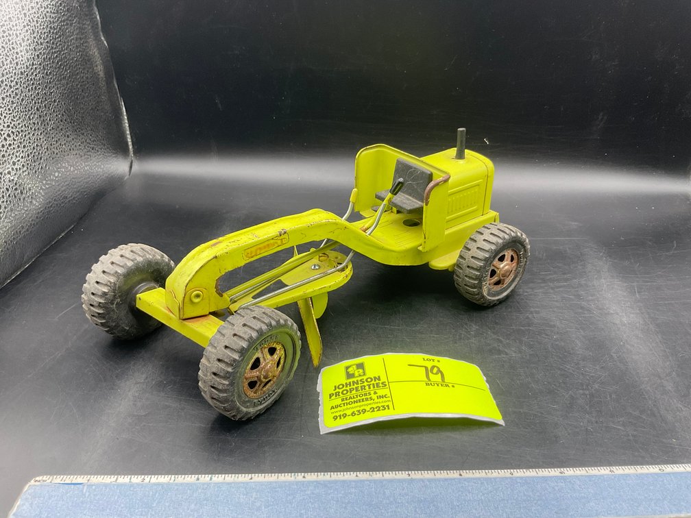 Image for Vintage Toy Trucks and Tractors Online Auction