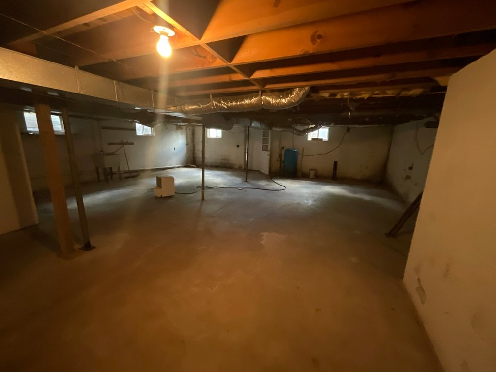 Image for Simulcast Mountain Ranch with a Basement Auction in Sparta for The Karen Lee Williams Estate (Deceased)