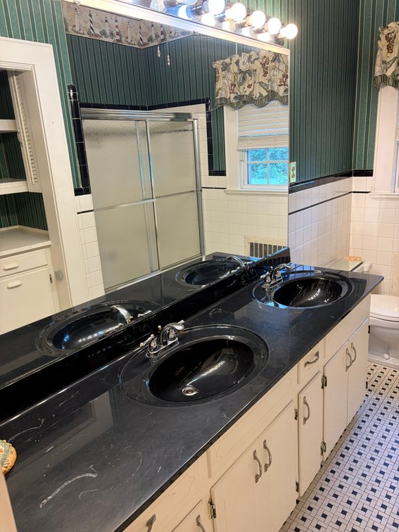 Image for Charming Dunn Home Simulcast Auction Opportunity!