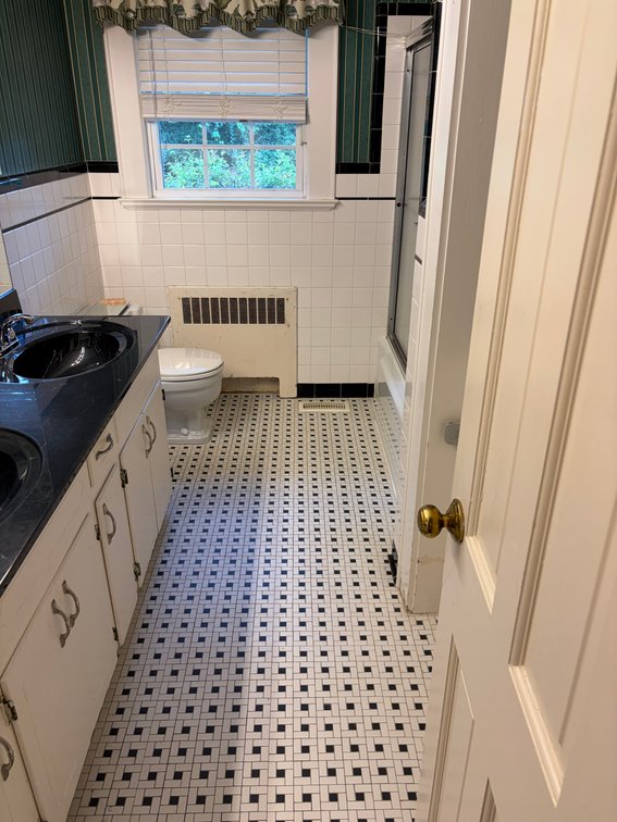Image for Charming Dunn Home Simulcast Auction Opportunity!