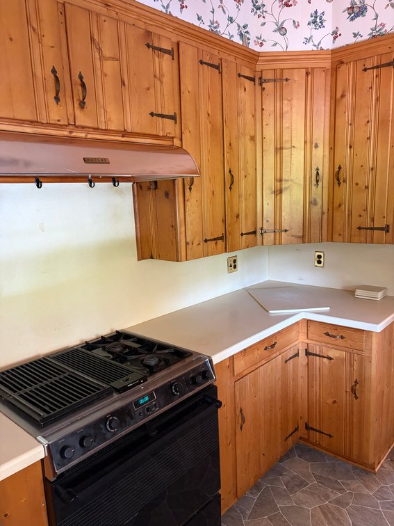 Image for Charming Dunn Home Simulcast Auction Opportunity!