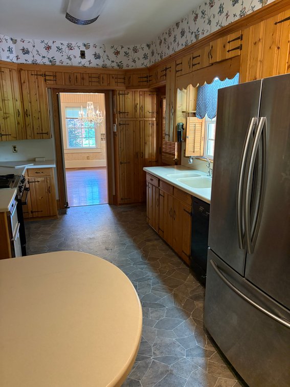 Image for Charming Dunn Home Simulcast Auction Opportunity!