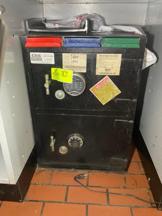 Image for Remaining Contents of Subway in Lillington Auction!