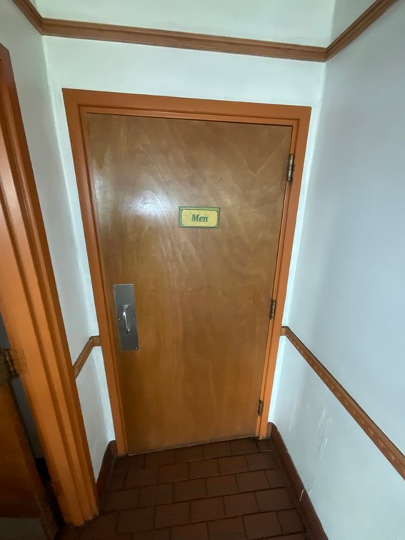 Image for Remaining Contents of Subway in Lillington Auction!