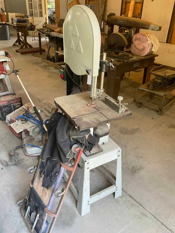 Image for ROUND 1- Vintage Farm Equipment, Memorabilia, Vintage tools, and Antiques Auction Event in Cumberland County!