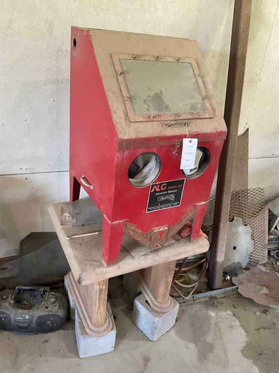 Image for ROUND 1- Vintage Farm Equipment, Memorabilia, Vintage tools, and Antiques Auction Event in Cumberland County!