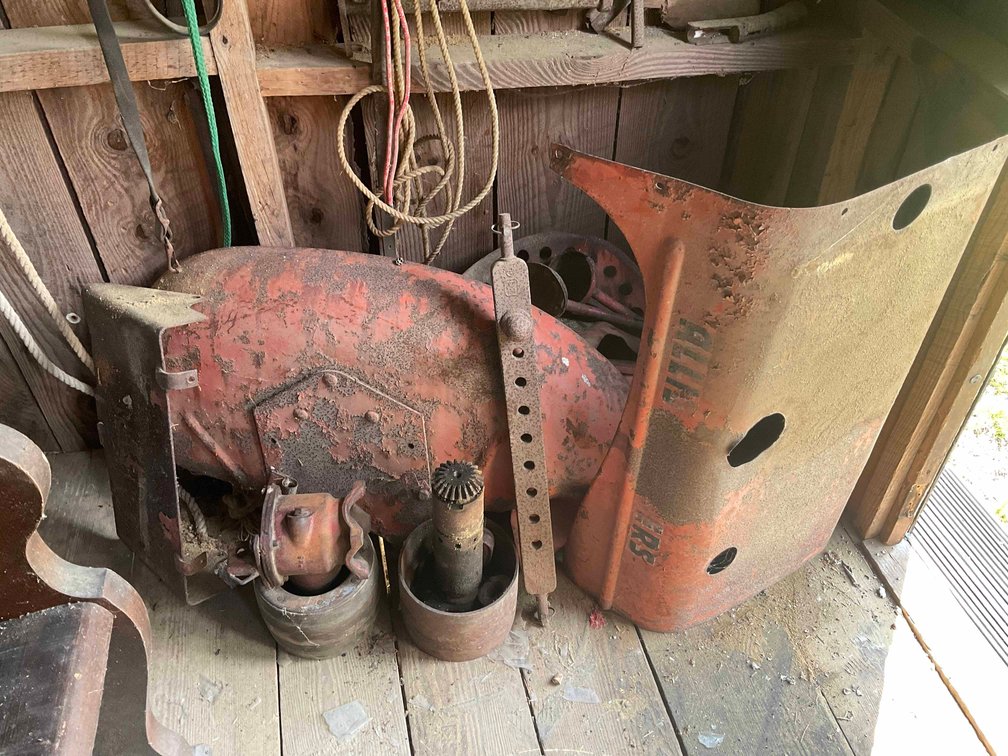 Image for ROUND 1- Vintage Farm Equipment, Memorabilia, Vintage tools, and Antiques Auction Event in Cumberland County!