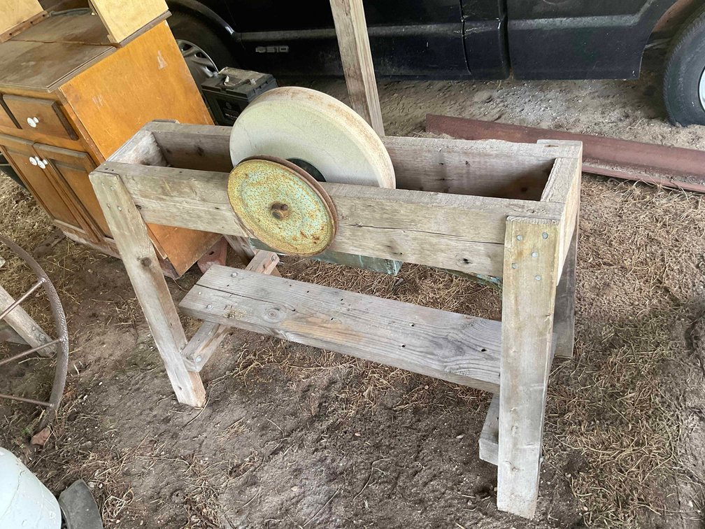 Image for ROUND 1- Vintage Farm Equipment, Memorabilia, Vintage tools, and Antiques Auction Event in Cumberland County!
