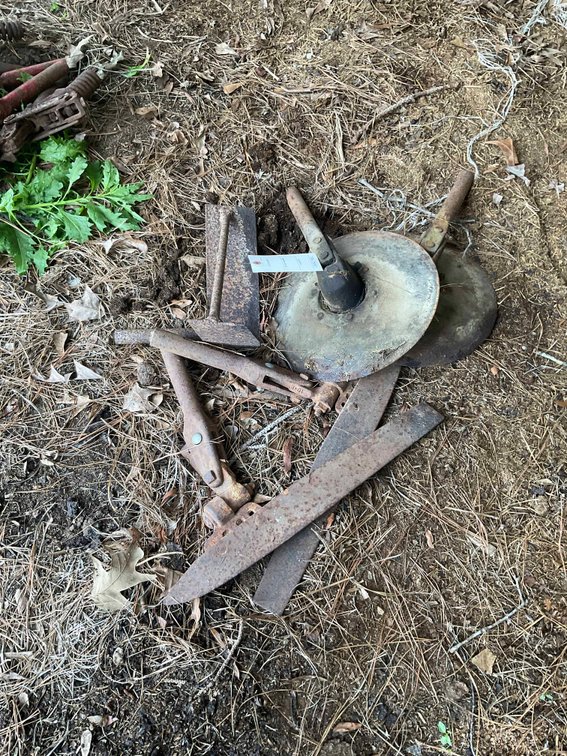 Image for ROUND 1- Vintage Farm Equipment, Memorabilia, Vintage tools, and Antiques Auction Event in Cumberland County!