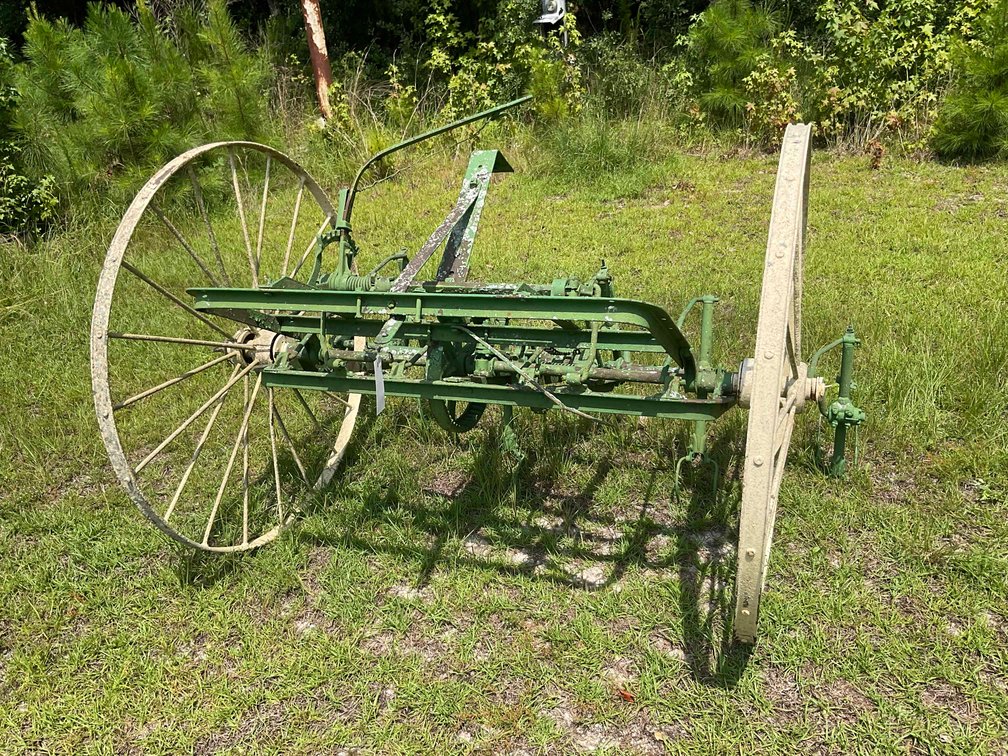 Image for ROUND 1- Vintage Farm Equipment, Memorabilia, Vintage tools, and Antiques Auction Event in Cumberland County!