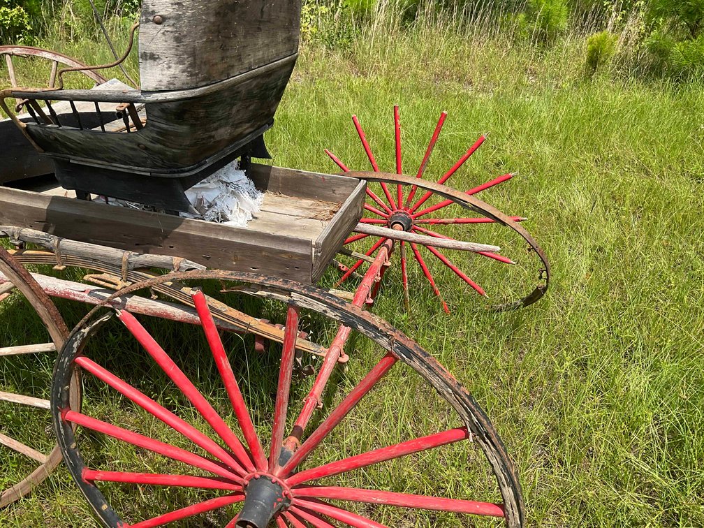 Image for ROUND 1- Vintage Farm Equipment, Memorabilia, Vintage tools, and Antiques Auction Event in Cumberland County!