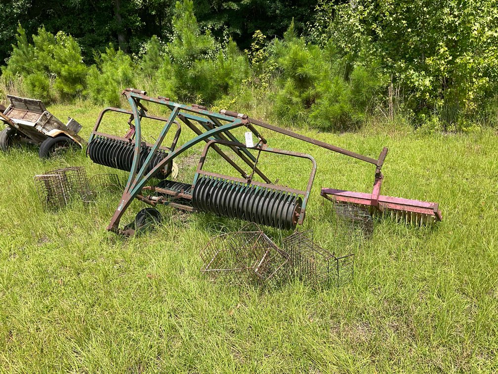 Image for ROUND 1- Vintage Farm Equipment, Memorabilia, Vintage tools, and Antiques Auction Event in Cumberland County!