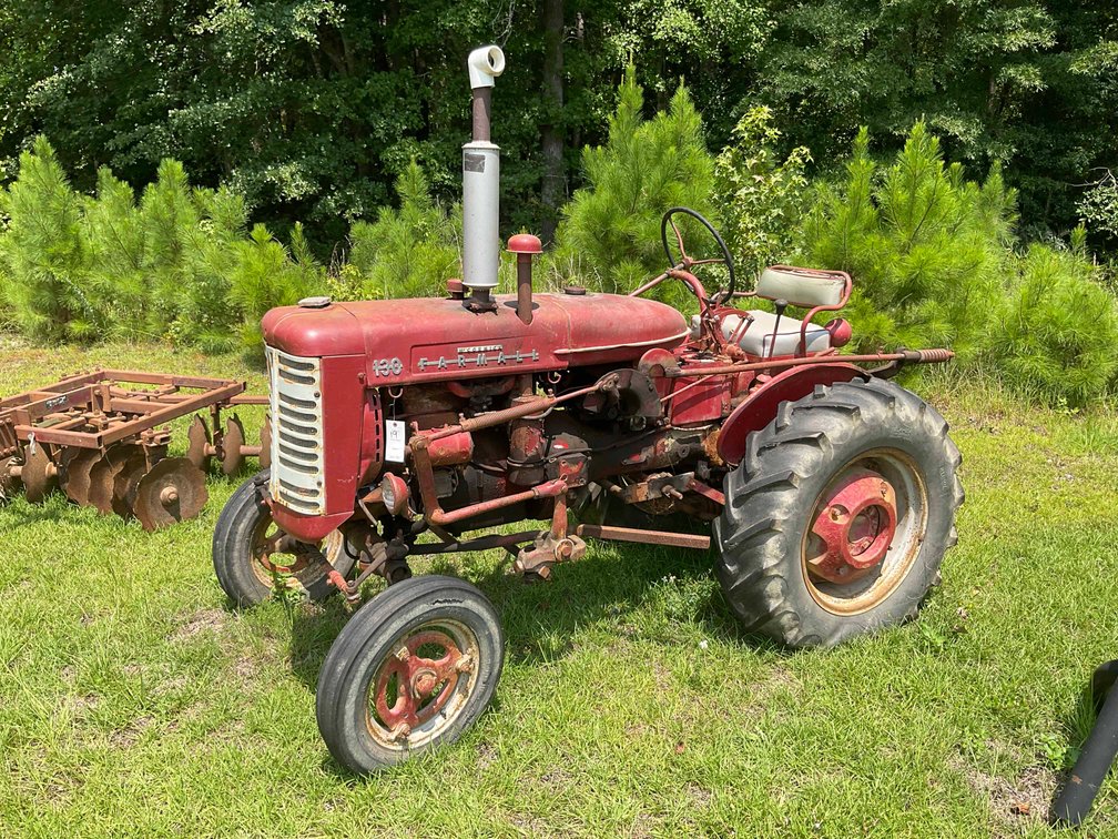 Image for ROUND 1- Vintage Farm Equipment, Memorabilia, Vintage tools, and Antiques Auction Event in Cumberland County!