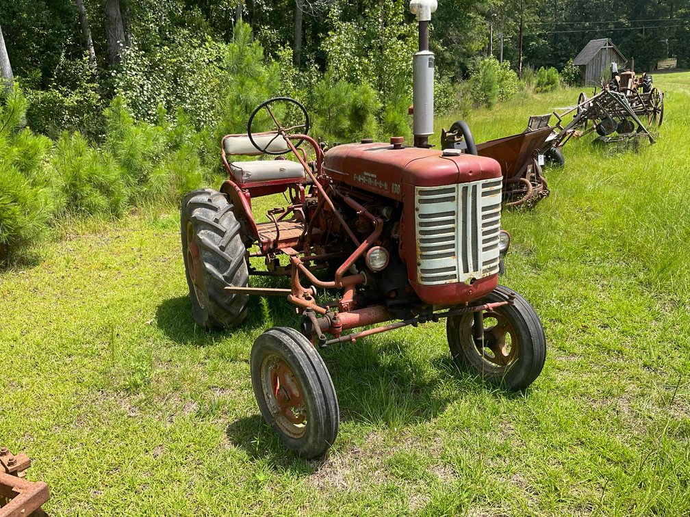 Image for ROUND 1- Vintage Farm Equipment, Memorabilia, Vintage tools, and Antiques Auction Event in Cumberland County!