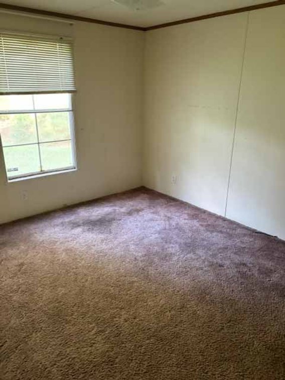 Image for Single Family Manufactured Home in Clayton Selling in a Live/ Simulcast Auction Held on the Property!