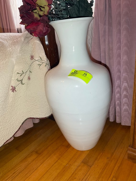 Image for The Gladys Coats Johnson (deceased) Estate Online Only Personal Property