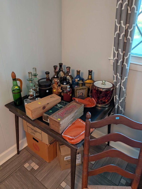 Image for Online Only Event for the entire contents of a home in Durham Selling Absolute!