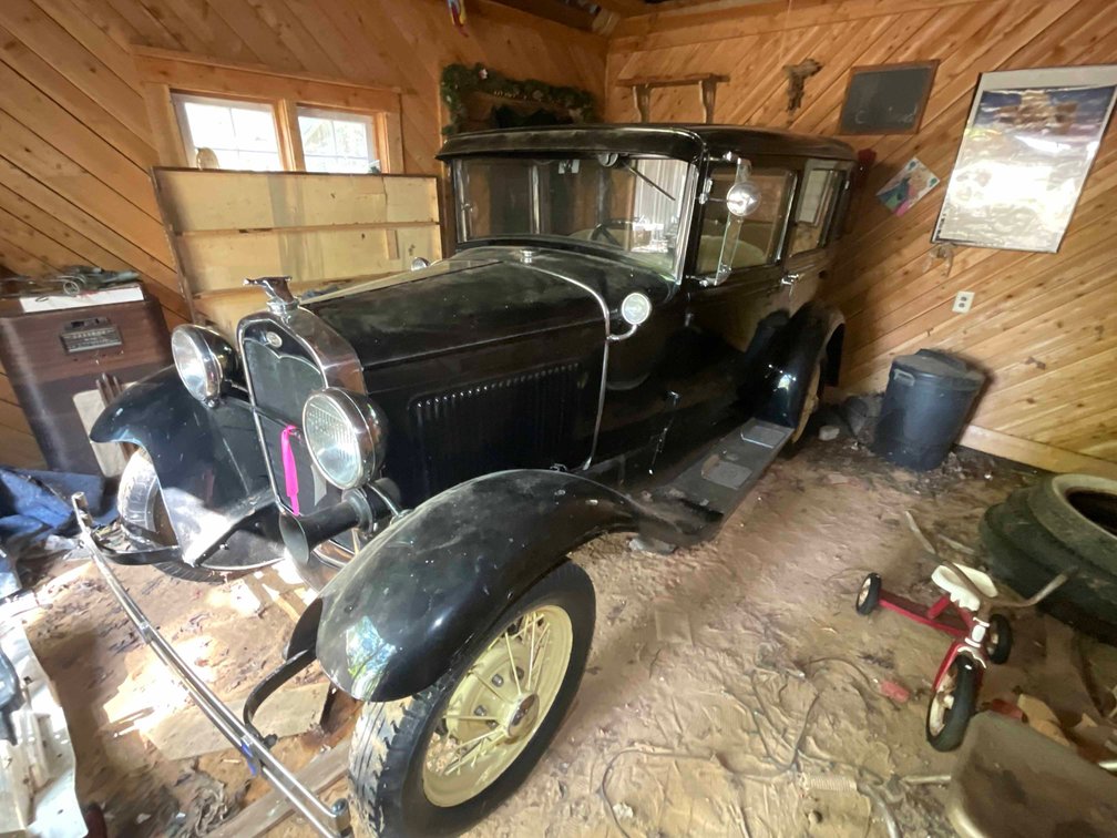 Image for Round 3 Denton Ridge Final Liquidation Event with carriages, wagons, tools, advertising items and lots more!  A portion online live simulcast but the majority will be a live auction event!