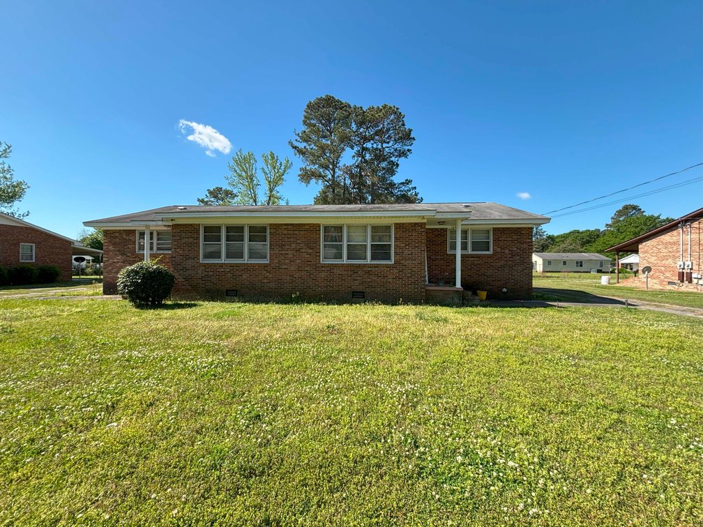 Image for Huge Rental and Investment Property Auction with 17 Different Properties in this Live / Online /Simulcast Event!