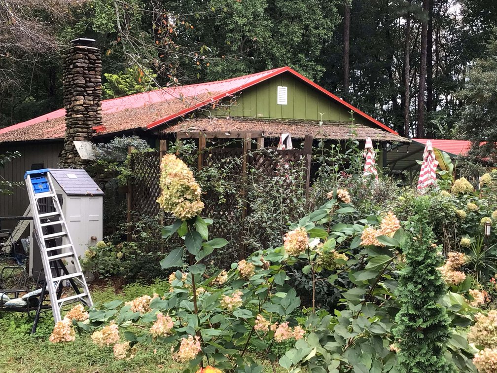 Image for 2.5+ acres and a Gorgeous Venue with Tons of Potential!