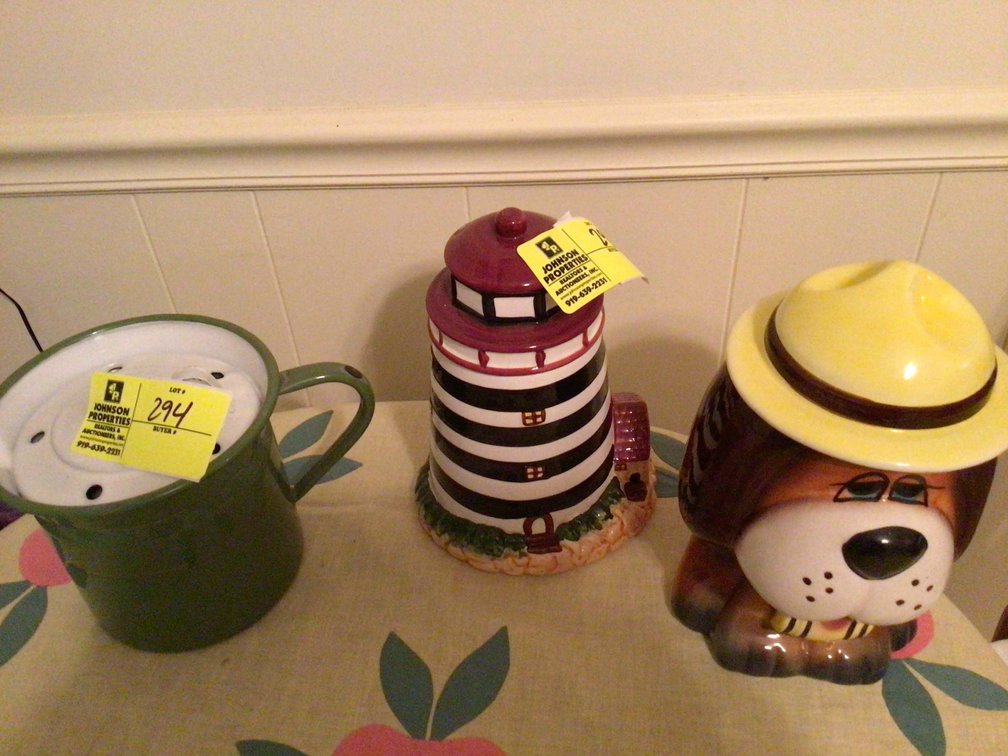 Image for Huge Collection of Furniture, Glassware and lots more Selling Absolute in this Online Only Auction Event!