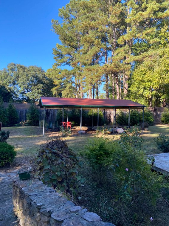 Image for 2.5+ acres and a Gorgeous Venue with Tons of Potential!