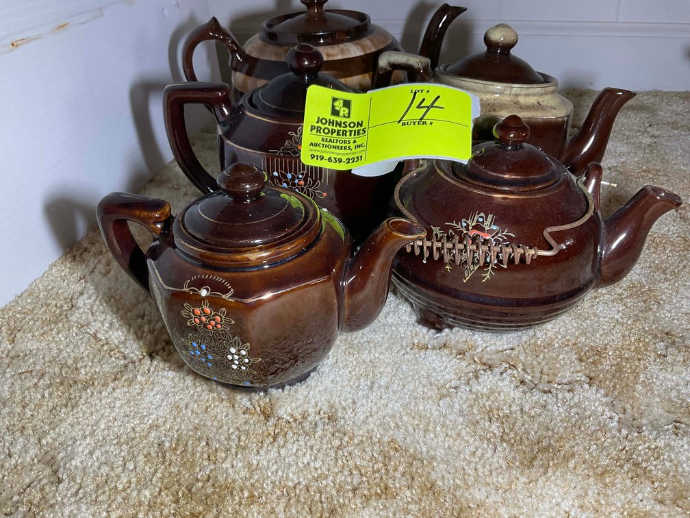 Image for Round 4 of the Huge Collection of Glassware and lots more Selling Absolute in this Online Only Auction Event!
