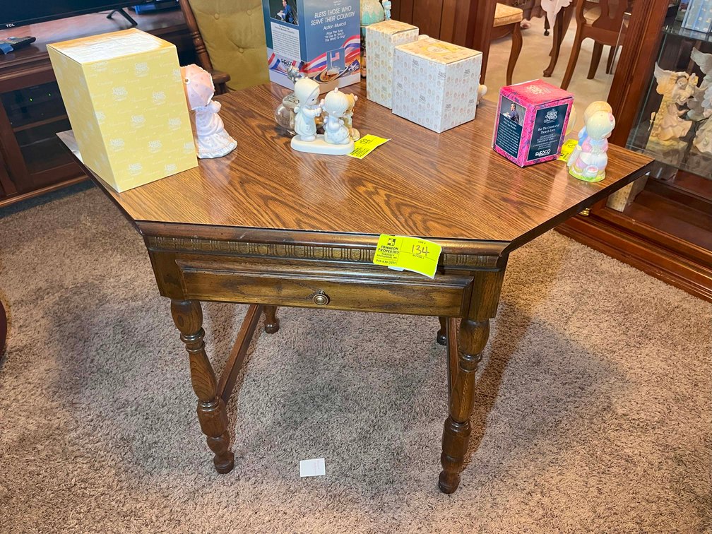 Image for Online Only Estate Auction for the Jesse and Hilda Lindsay Estate (deceased) out of Clinton