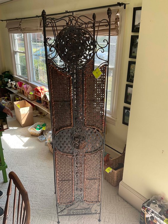 Image for Huge Online Only Auction for the Leo and Joyce Burkett Estate (deceased) with Lots of Doll Houses and Doll House items!
