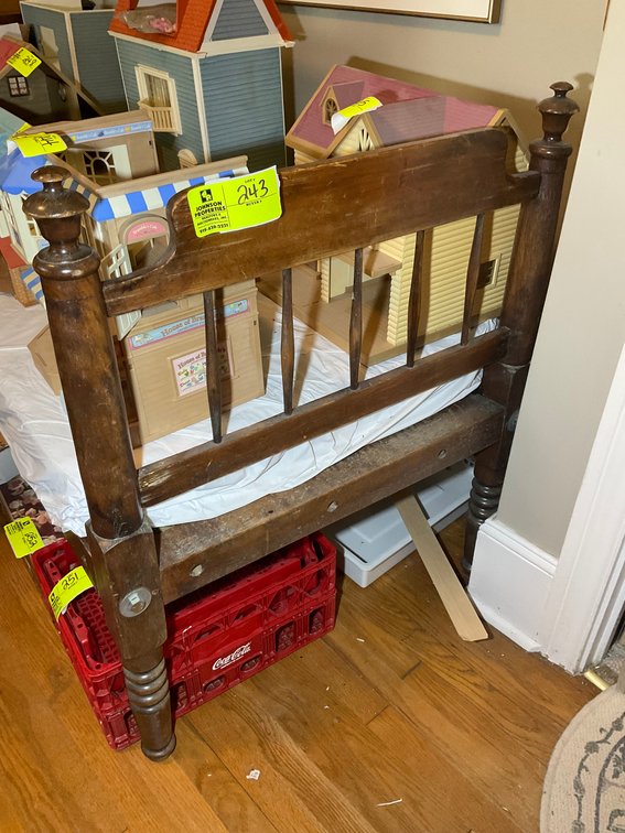 Image for Huge Online Only Auction for the Leo and Joyce Burkett Estate (deceased) with Lots of Doll Houses and Doll House items!