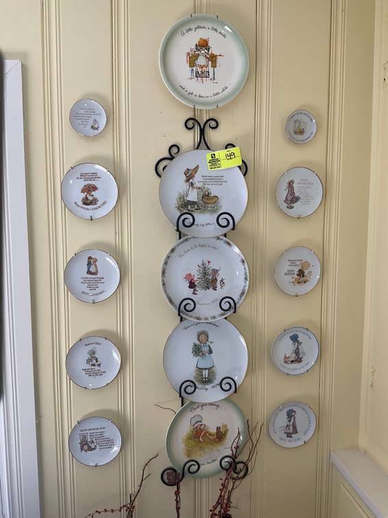 Image for Huge Online Only Auction for the Leo and Joyce Burkett Estate (deceased) with Lots of Doll Houses and Doll House items!