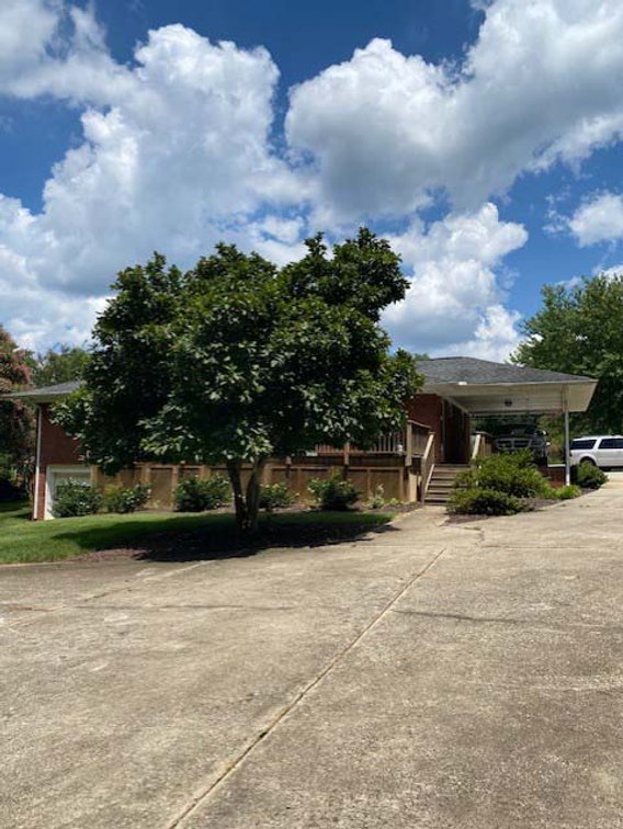 Image for Super Brick Ranch in an established neighborhood with a basement!  SOLD AND CLOSED DUE TO PRE-AUCTION MARKETING!