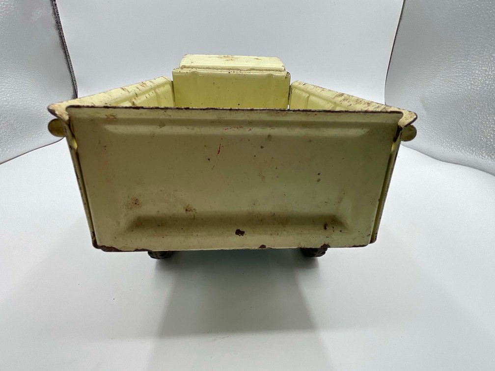 Image for Vintage Tin and Metal Toys and Handmade Knives Online Only Auction