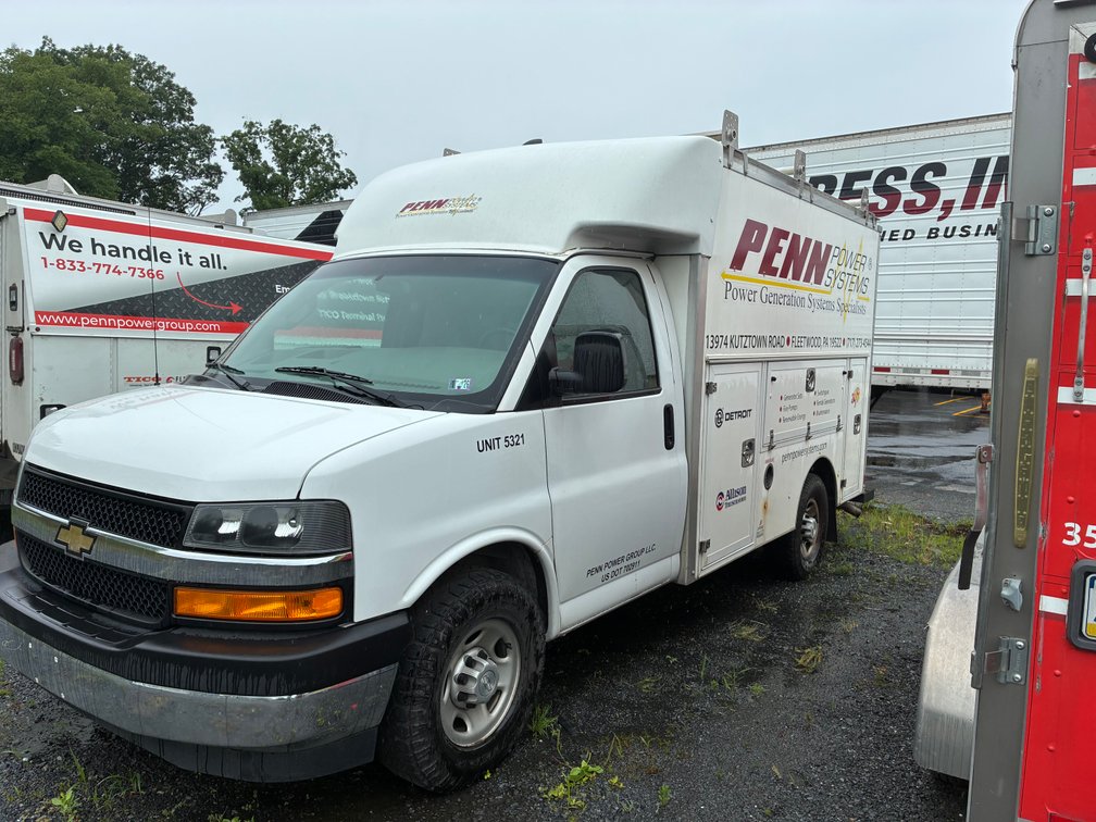 2018 Chevrolet Express cutaway van