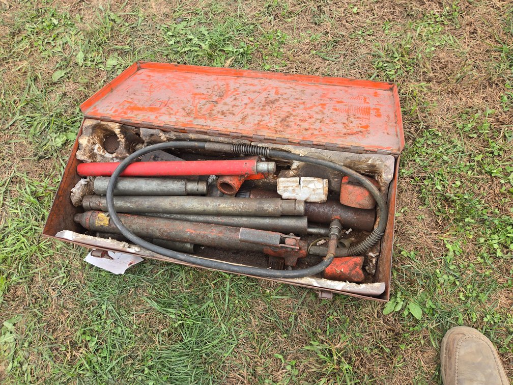 Porta Power in case