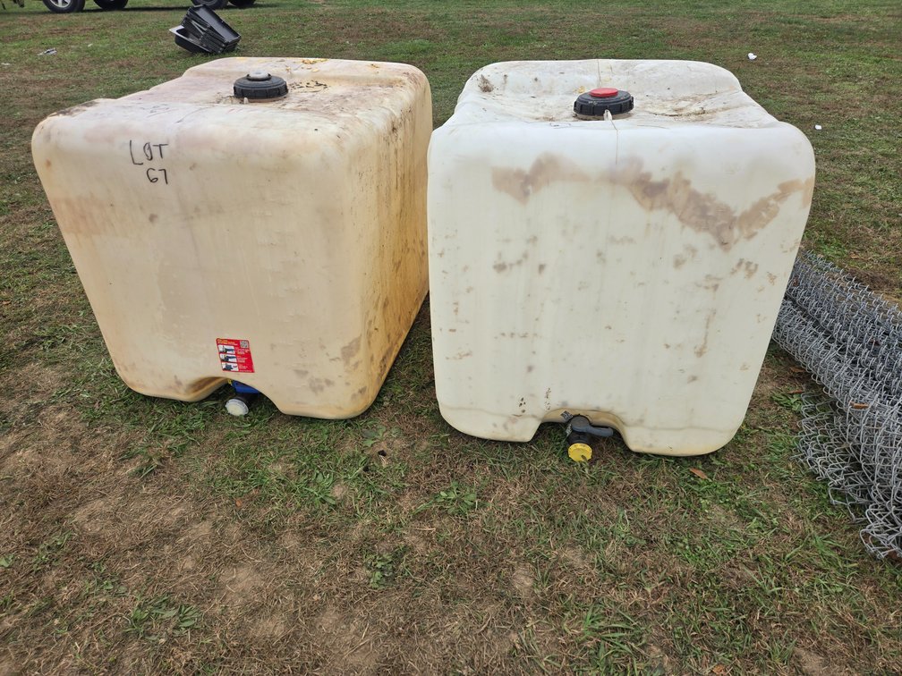 2 Water Totes