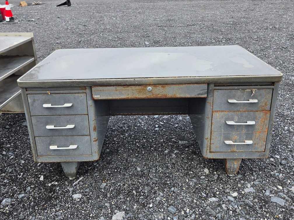 Desk OSR3