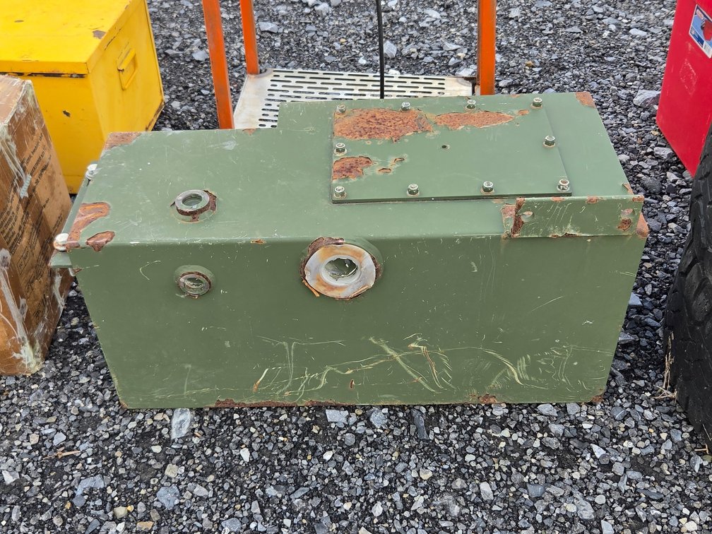 Hydraulic tank OSR2