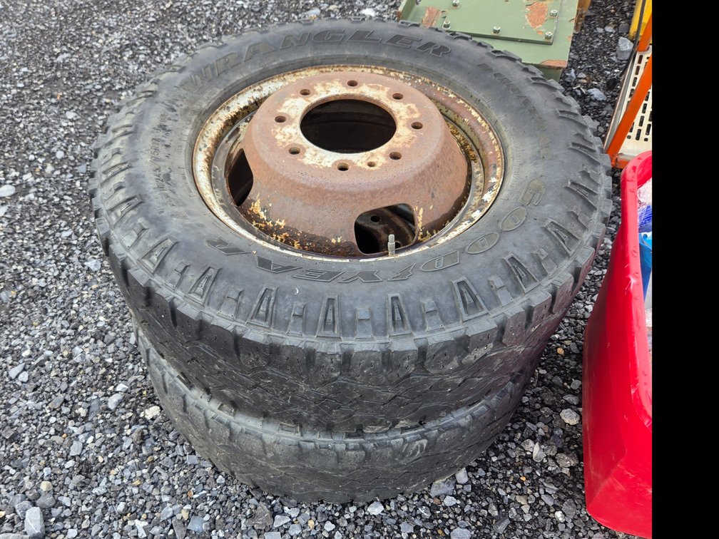 2 tires/Rims