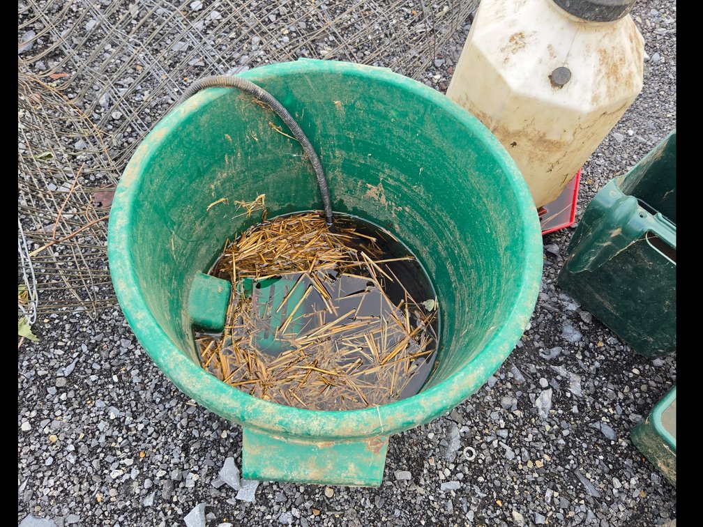 Heated water bucket  OSR2