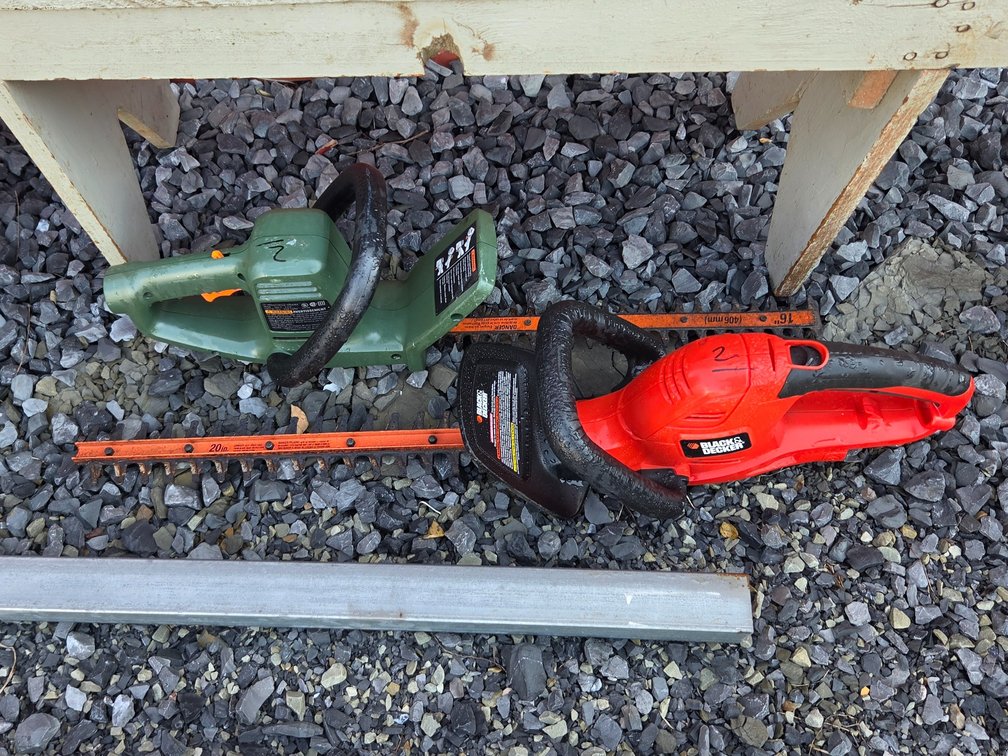 2. electric hedge trimmer