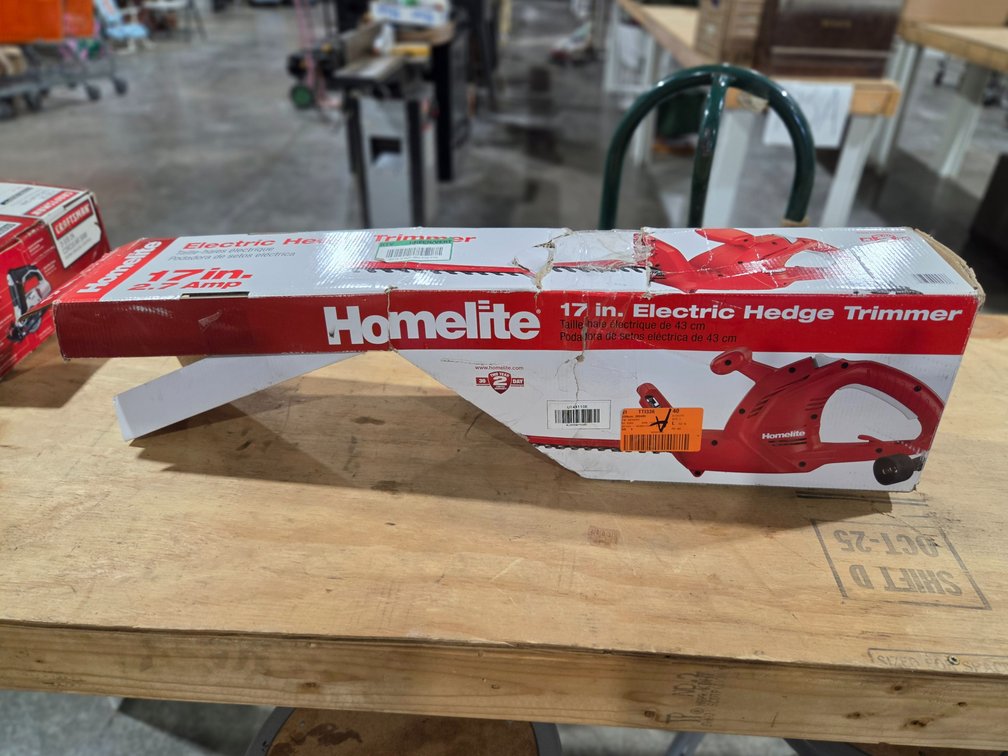 Homelite 17 in. 2.7 Amp Electric Hedge Trimmer R4A