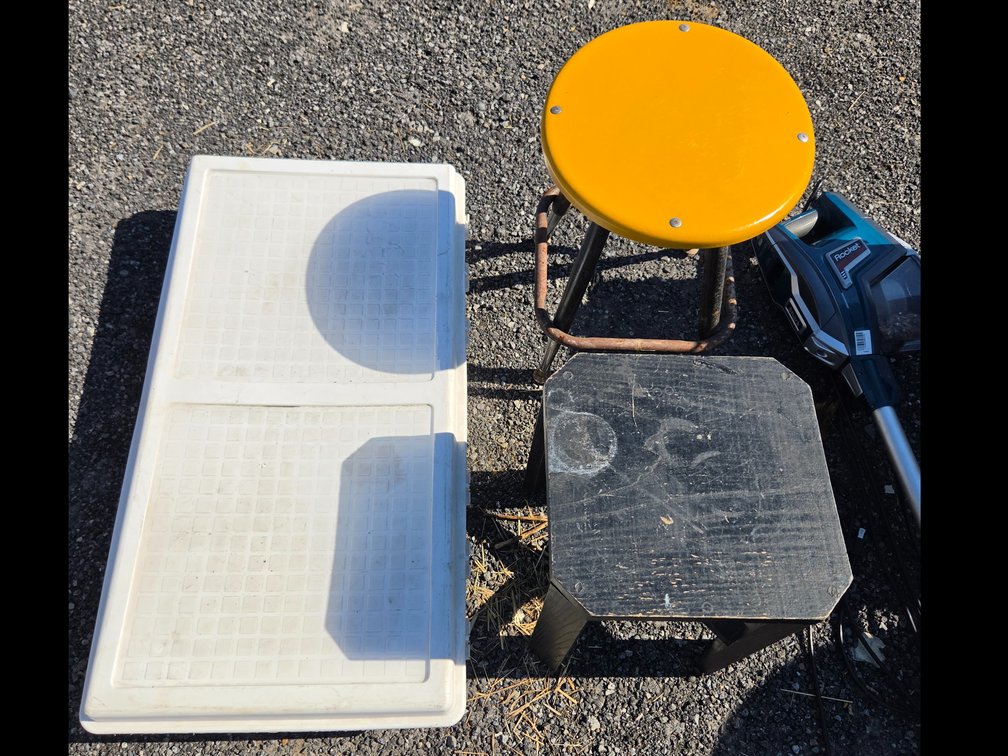 Stool lot. OSR5