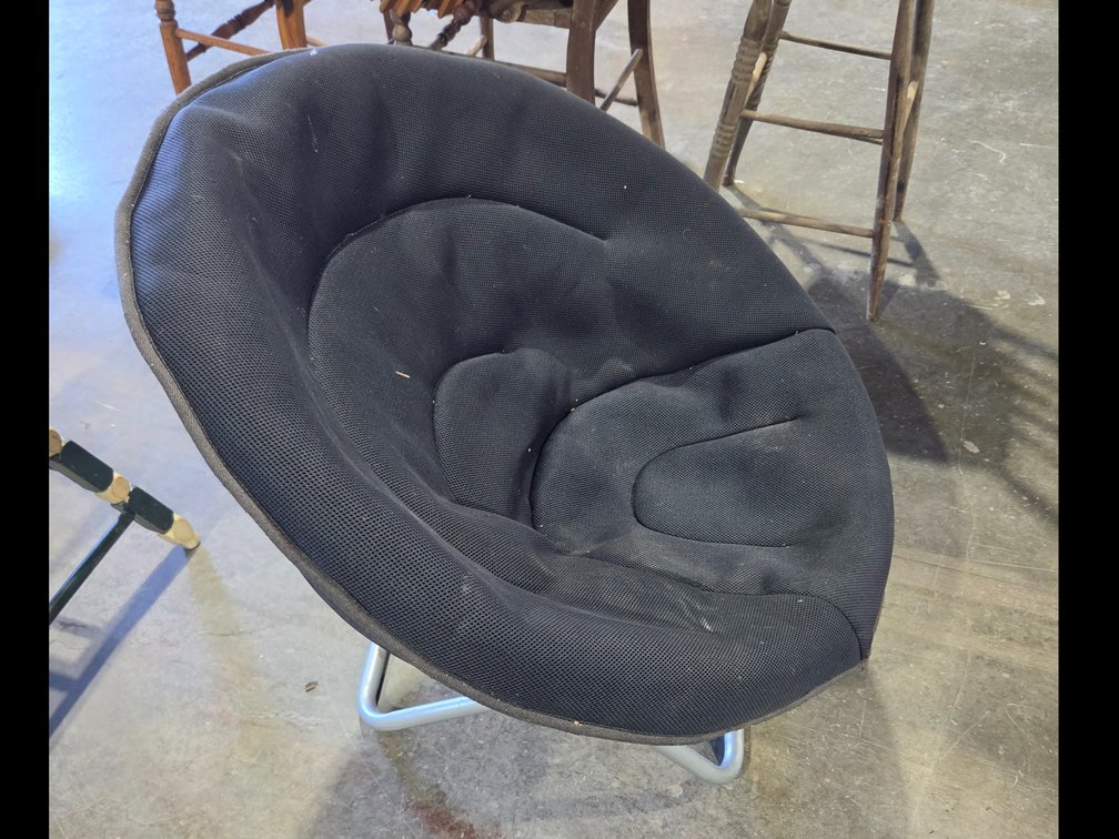 moon chair