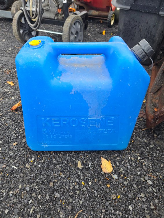 Kerosene can