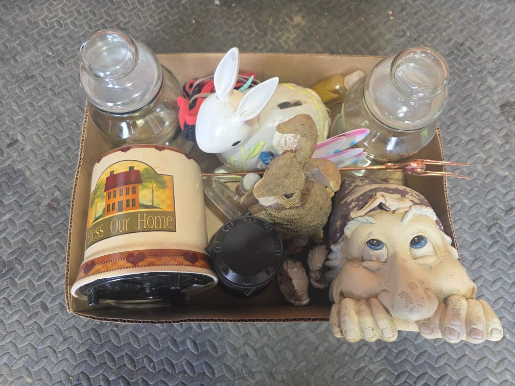Wax warmer lot