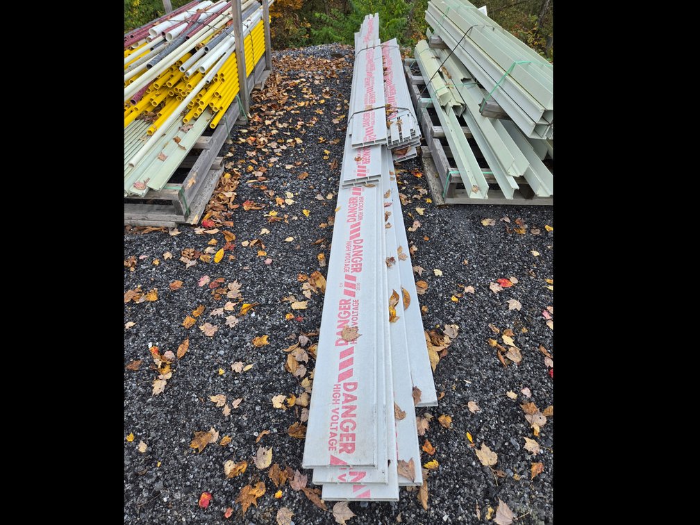Fiberglass decking