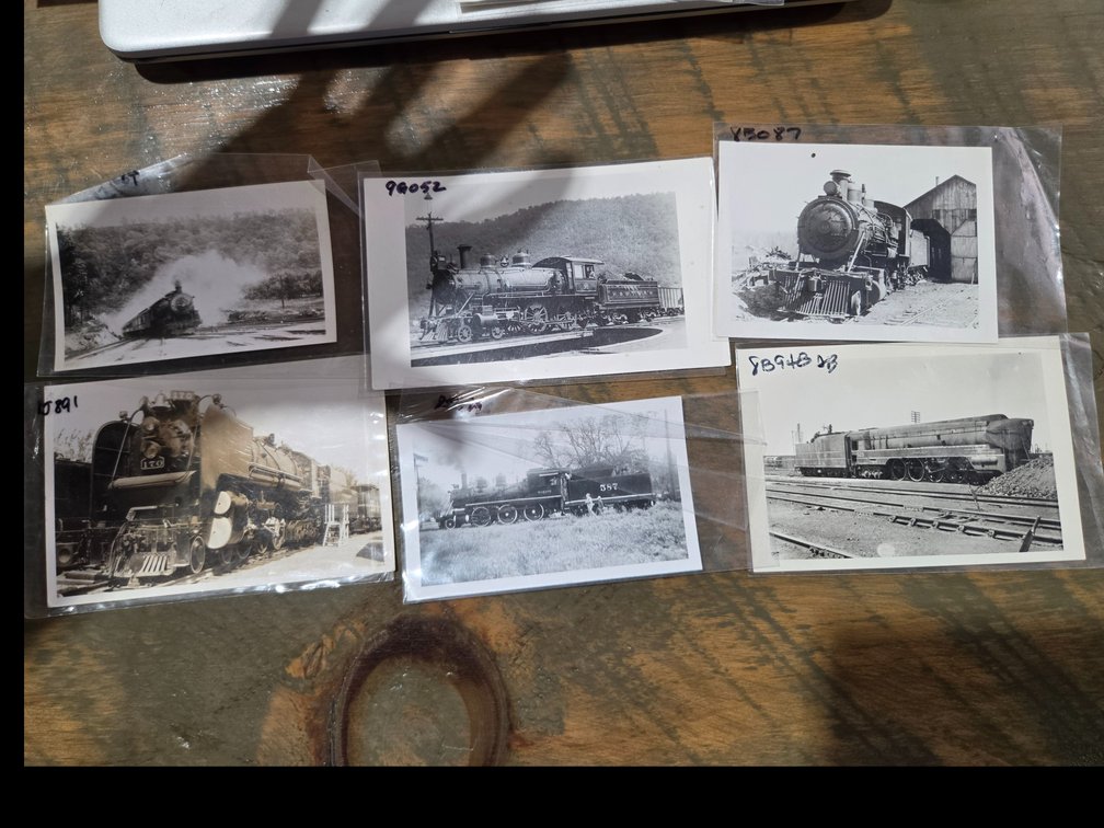 vintage black&white steam locomotive pics