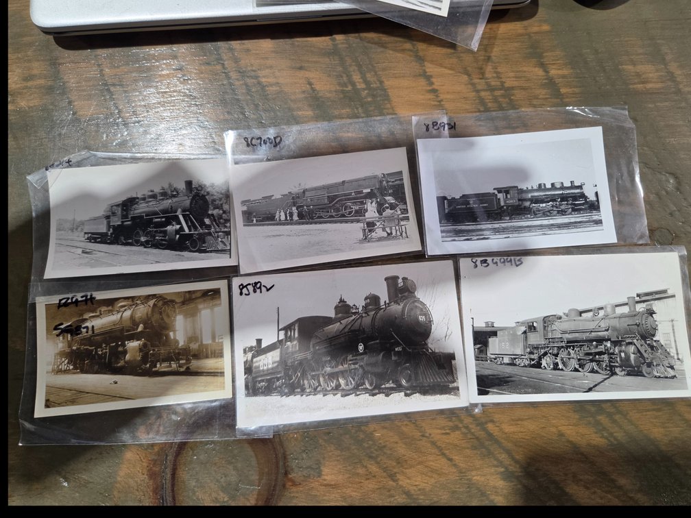vintage black&white steam locomotive pics
