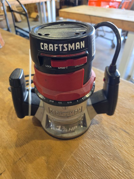 Craftsman wood router R1CU